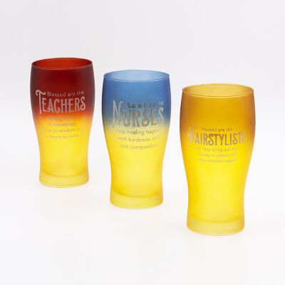 Calidad 580 ml de vasos para el Día de los Maestros con dos colores de pulverización y decal para la celebración del festival y regalos de la compañía Fábrica