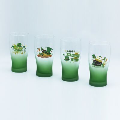 Quality Dia 7.9*6.5cm 15.9cm 580ml St Patrick's Day Cups With Color Spraying And Decal Fired For Souvenir Shop factory