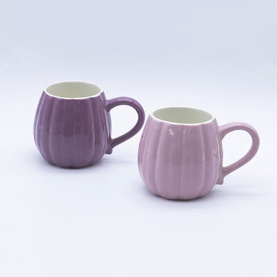 Kalite Koyu Mor ve Açık Mor Sırlı Cadılar Bayramı Kahve Kupaları Çap 8*9.9 Cm 10.6 Cm Yükseklik 520 Ml Hediye Mağazaları İçin fabrika