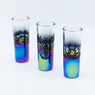 গুণমান ৮০ মিলি স্যুভেনির কাপ ইলেক্ট্রোপ্লেট এবং ডিসক্লারযুক্ত বিশেষ নকশা পানির নিচে বিশ্বের উত্সাহীদের জন্য কারখানা