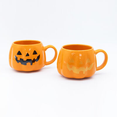 Qualité Tasse à café en céramique avec motif citrouille en gros pour Halloween, motifs personnalisables pour magasins de cadeaux Usine